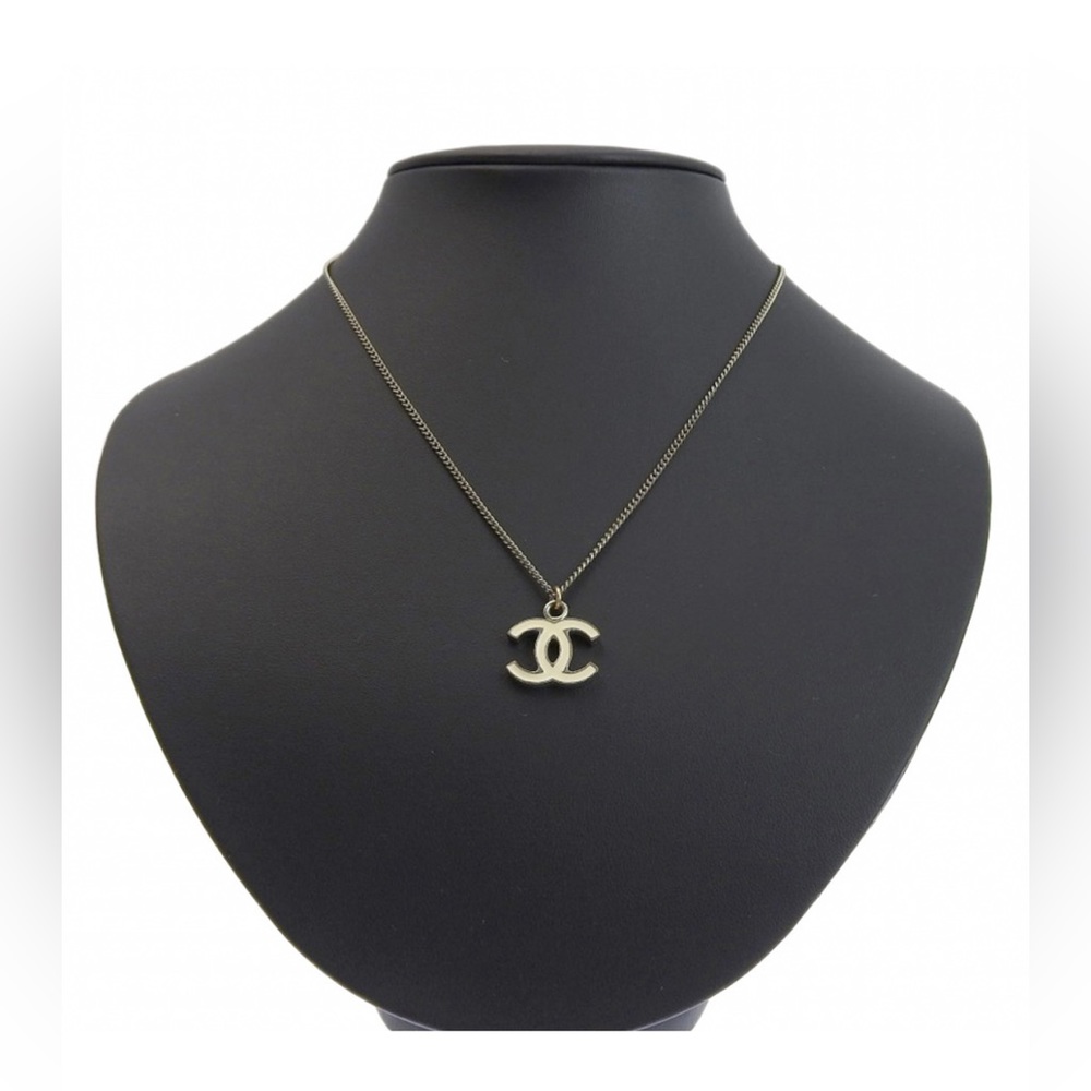 authentic chanel “CC” pendant necklace